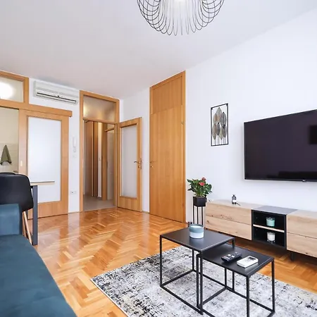 The Felice Apartmán *