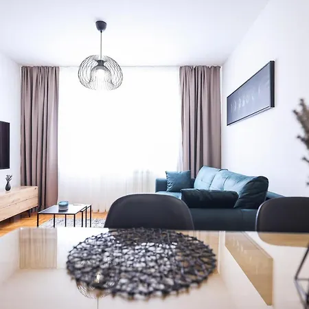 The Felice Apartmán *